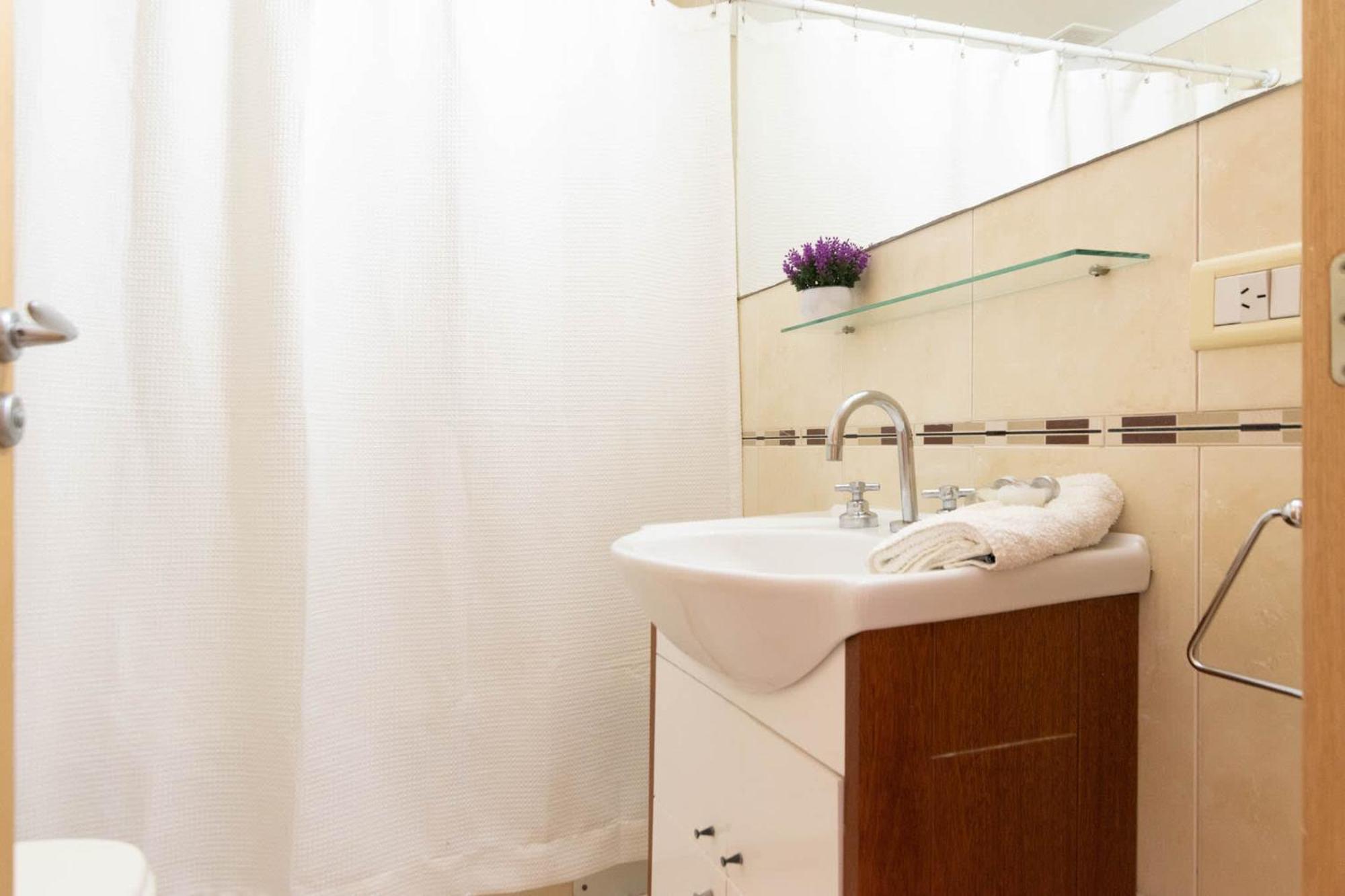 Fliphaus Ravignani 2255 Palermo Hollywood Apartment
